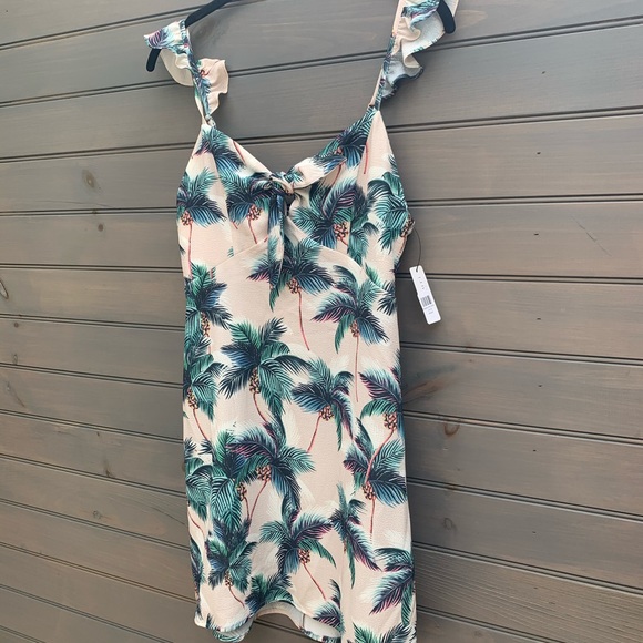 New ellelauri - Picture 1 of 4